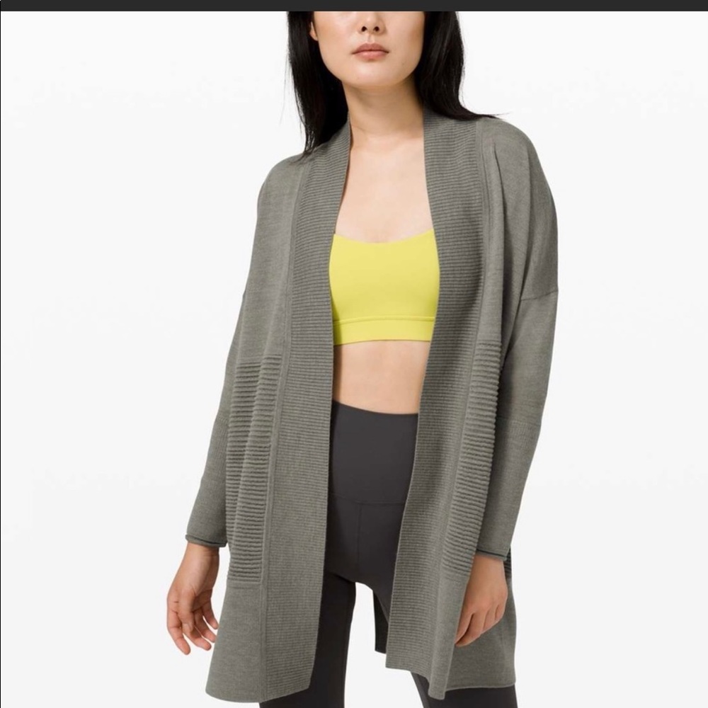 Sit in Lotus II Lululemon Wrap.  Size 8